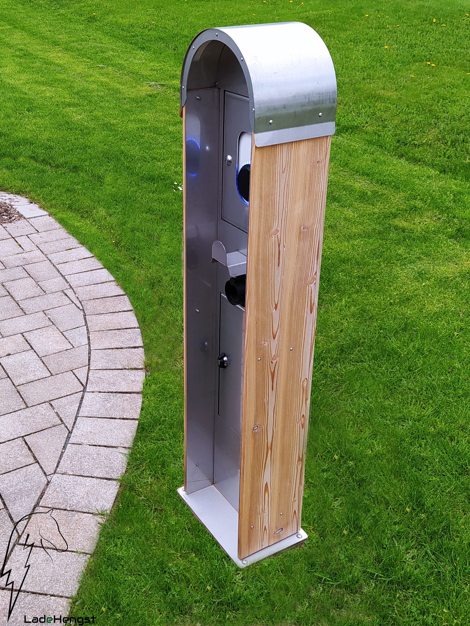 Ladesäule LS-V05 - Edelstahl – Bild 5